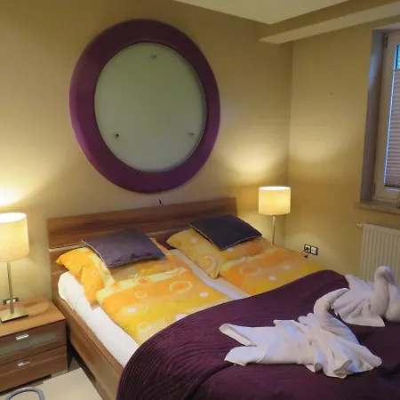Apartment Flores 1 *