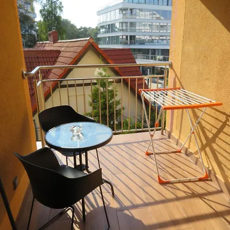 Apartment Flores 1