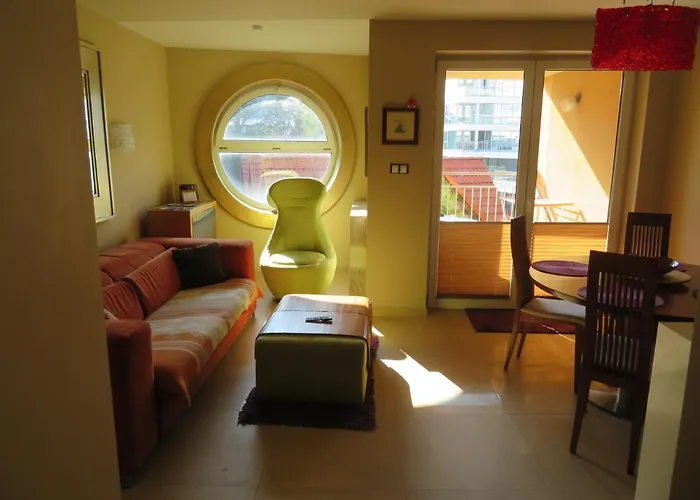 Apartamento Flores 1 *